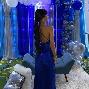 Beautiful blue dress💙